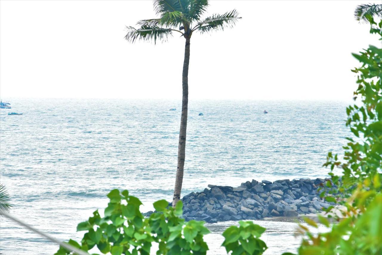 The Well Beach Side Guest House Auroville Exterior photo