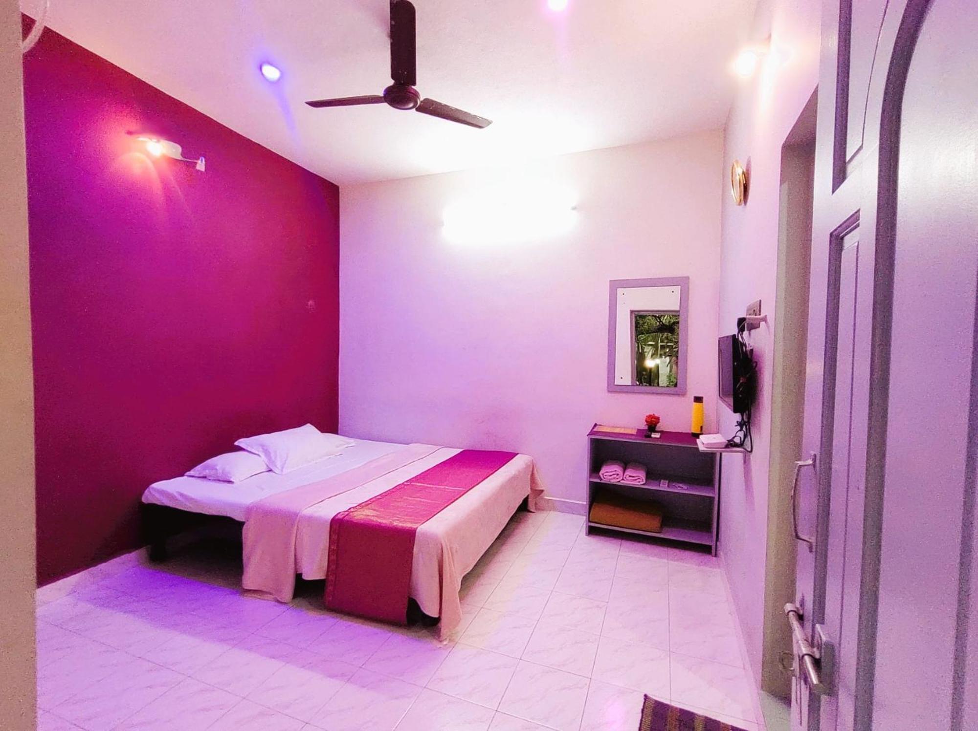 The Well Beach Side Guest House Auroville Exterior photo
